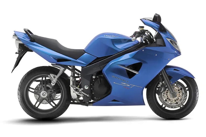 2005 Triumph Sprint ST Review Used Price Spec_03