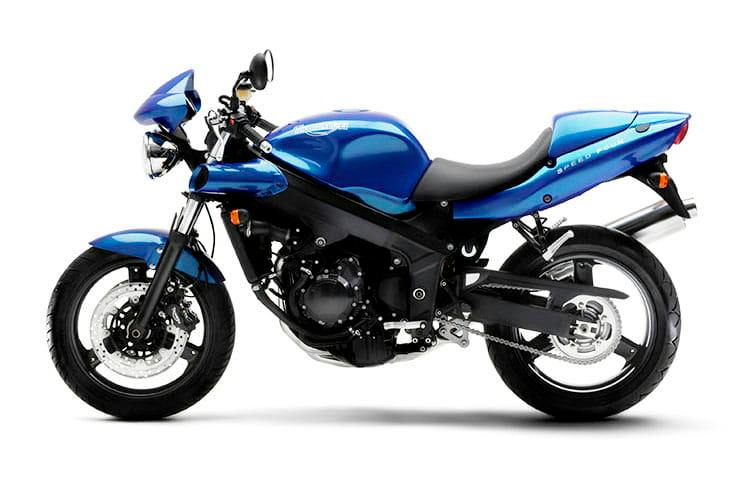 Triumph Speed Four (2002 - 2006) - Review & Buying Guide