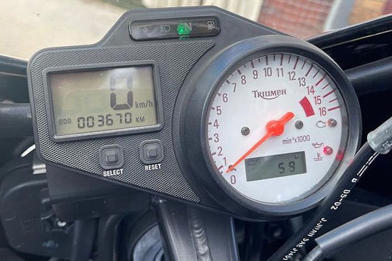 2000 Triumph TT600 Review Details Used Price Spec_15