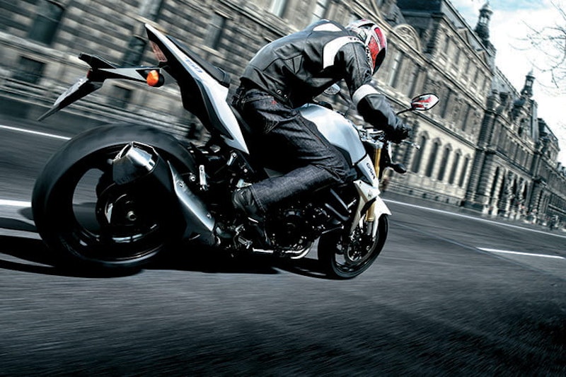 Suzuki GSR750 2011 Review Used Price Spec_05