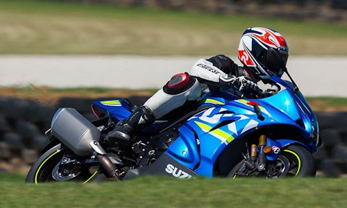 Suzuki GSX-R1000R (2017) - first ride and review