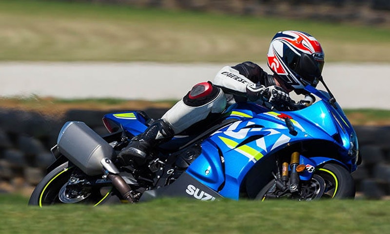 Suzuki GSX-R1000R (2017) - first ride and review