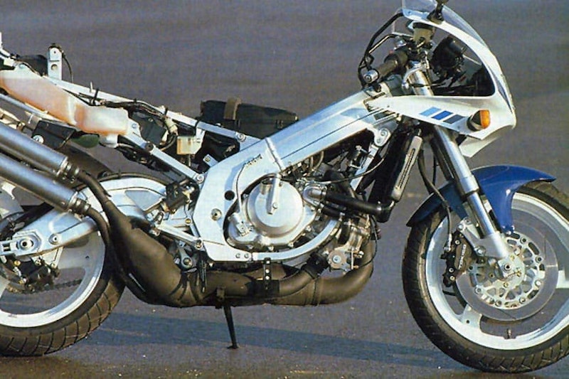 1988 Suzuki RGV250 Review Used Price Spec_06