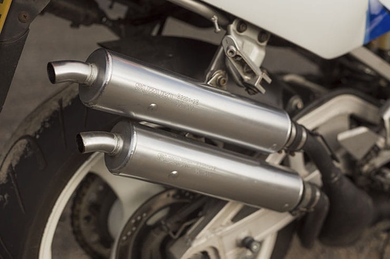 1988 Suzuki RGV250 Review Used Price Spec_07