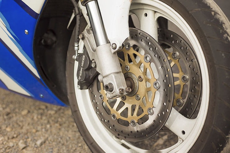1988 Suzuki RGV250 Review Used Price Spec_08