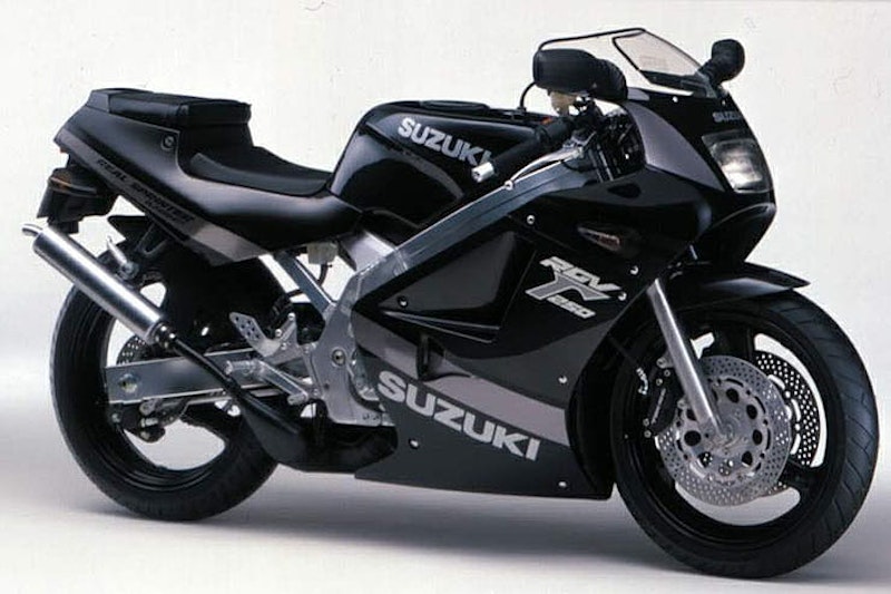 1988 Suzuki RGV250 Review Used Price Spec_09