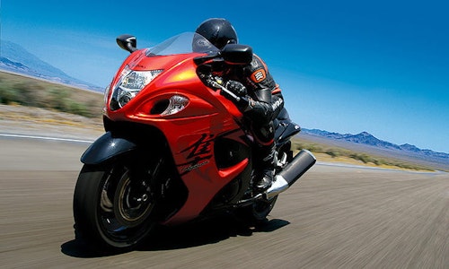 Suzuki GSX1300R Hayabusa (2008-2019): [ Review & Buying Guide ]