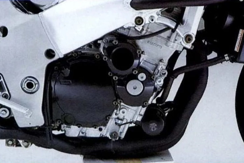 1997 Suzuki GSX-R600 SRAD Review Details Used Price Spec_09
