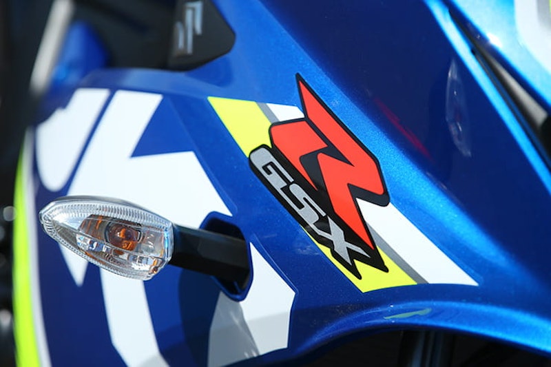 Suzuki GSX-R125 paint detail
