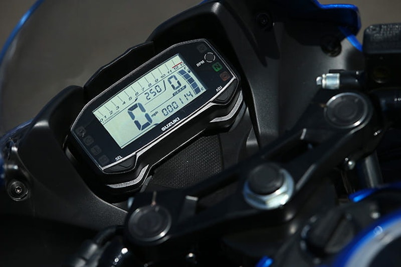 Suzuki GSX-R125 dashboard