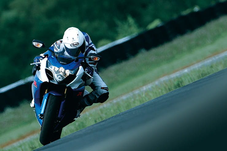 Suzuki GSX-R1000 K9 – L1 (2009 – 2011) - Review & Buyers Guide Suzuki GSX-R1000 K9 – L1 (2009 – 2011) - Review & Buyers Guide