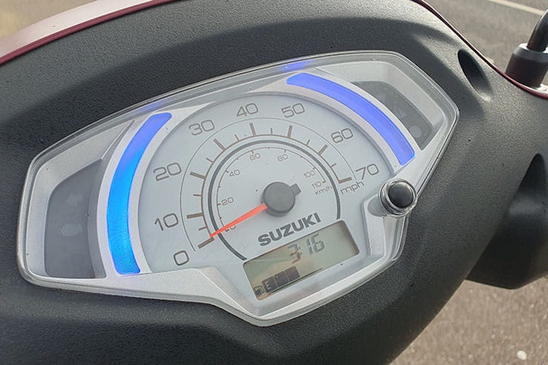 2023 Suzuki Address 125 Scooter Review Price Spec_189