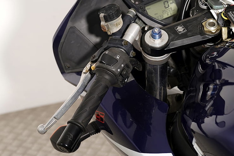 2006 Suzuki SV1000S Review Used Price Spec_12