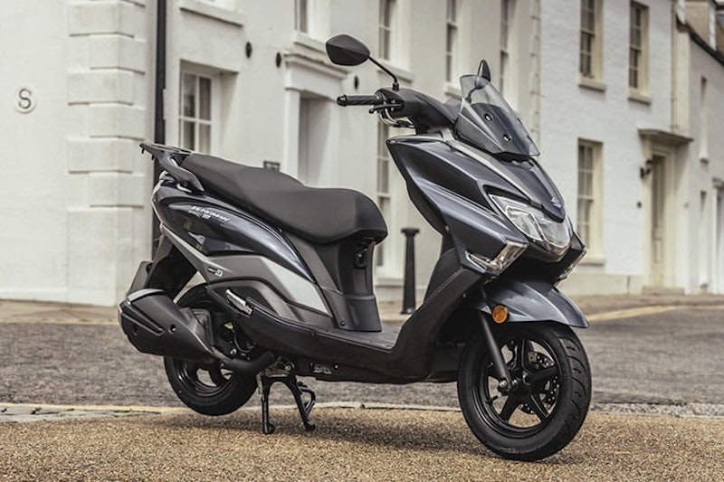 2023 Suzuki Burgman Street EX 125 Scooter Review Price Spec_49