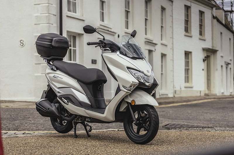 2023 Suzuki Burgman Street EX 125 Scooter Review Price Spec_71