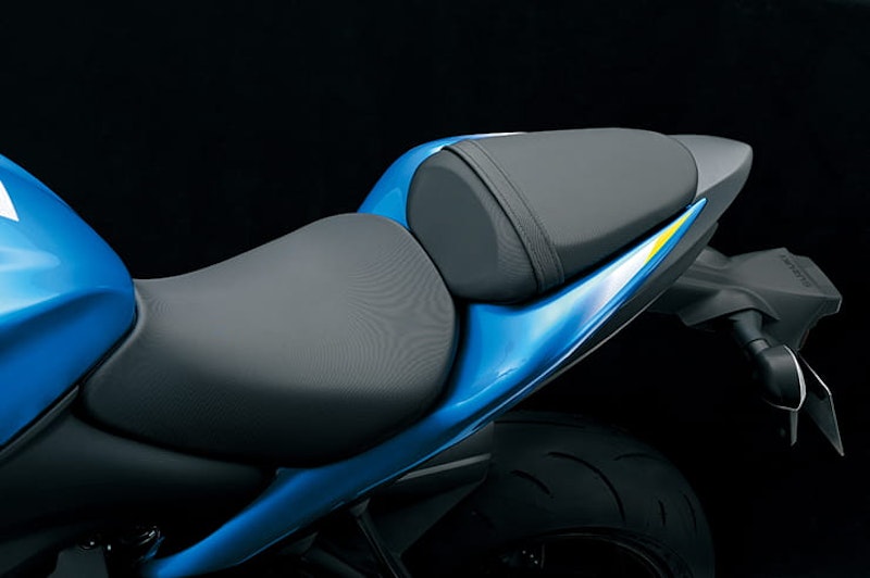 Suzuki’s middle-of-the road naked and faired allrounders that so nearly hit the mark