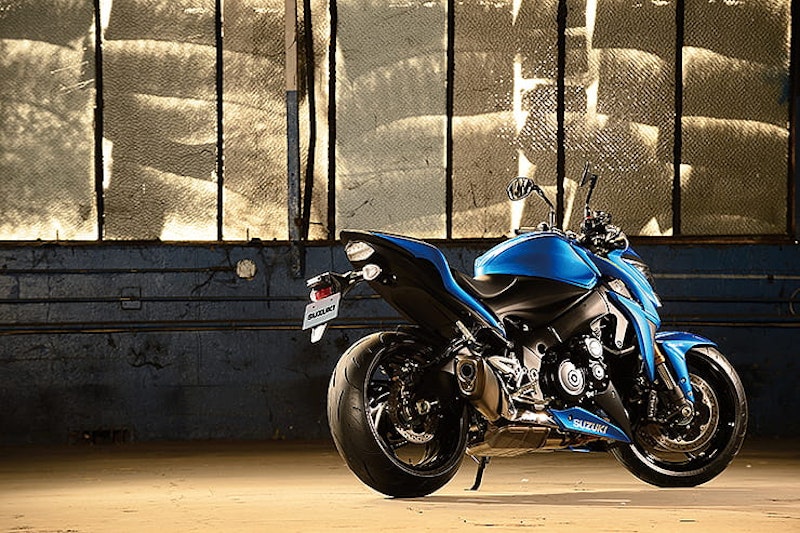 Suzuki’s middle-of-the road naked and faired allrounders that so nearly hit the mark