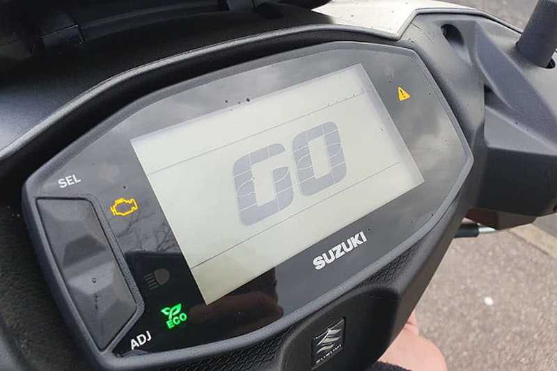2023 Suzuki Avenis 125 Scooter Review Price Spec_276