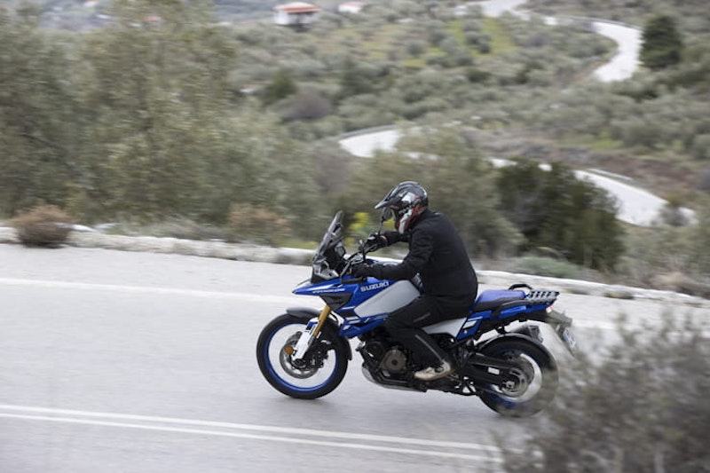 2023 Suzuki V-Strom 1050DE Review Price Spec_14