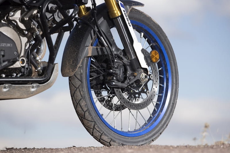 2023 Suzuki V-Strom 1050DE Review Price Spec_17