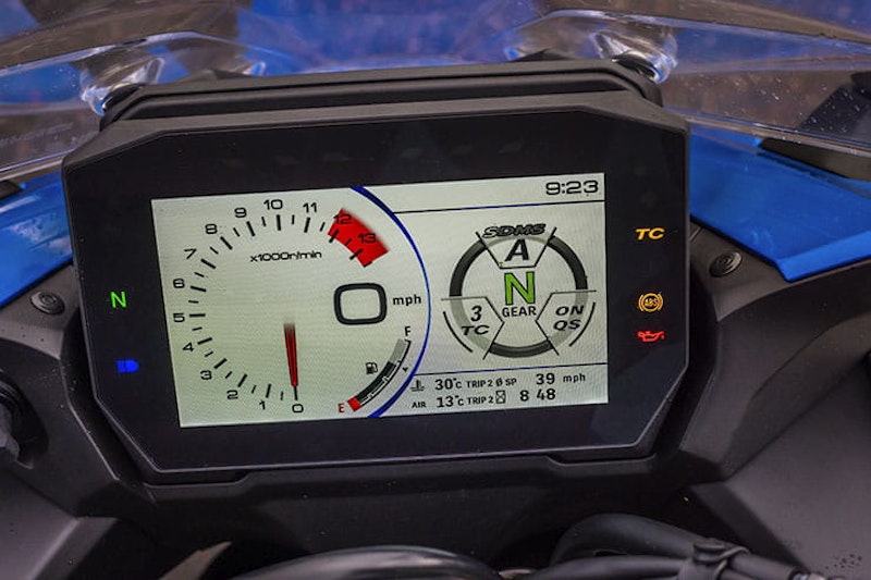 Suzuki GSX-S1000GT 2021 Review Details Price Spec_11