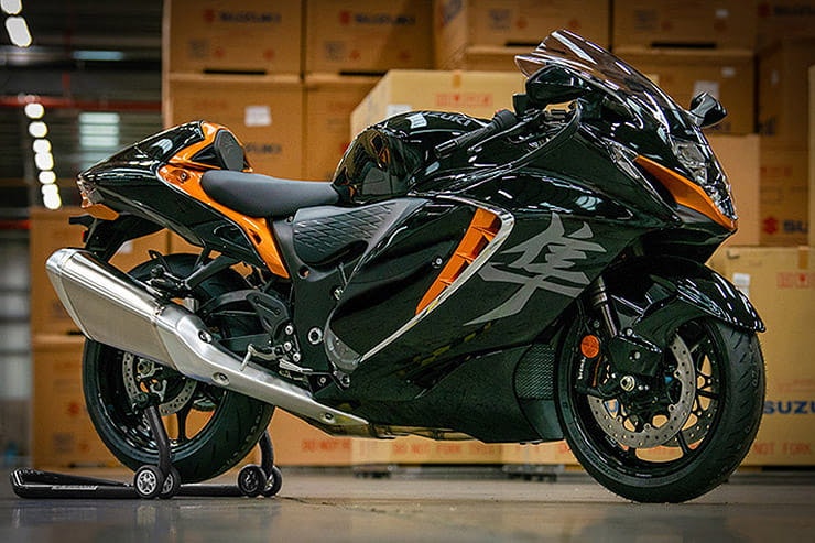 Up close with the 2021 Suzuki GSX1300R Hayabusa_01