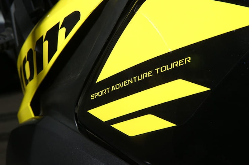 Suzuki V-Strom 250 decals