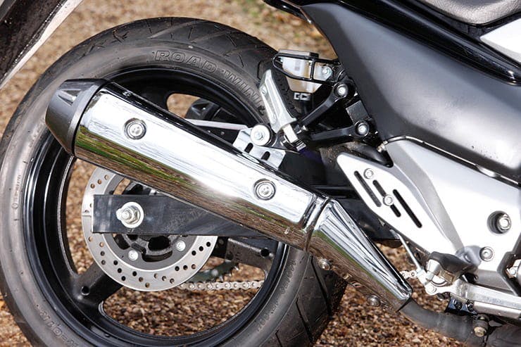 Suzuki inazuma 2013 hotsell