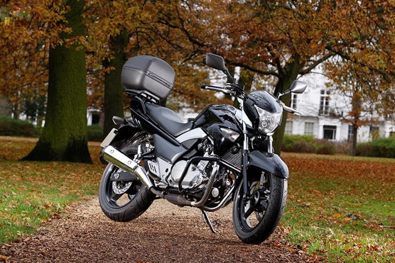 Suzuki Inazuma 250 (2013 - 2016): Review & Buying Guide