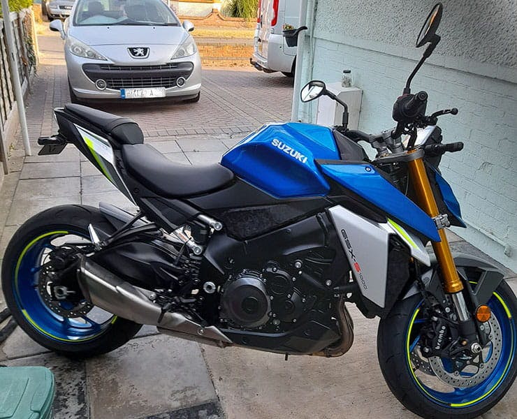 Suzuki GSX-S1000 (2021) - Review
