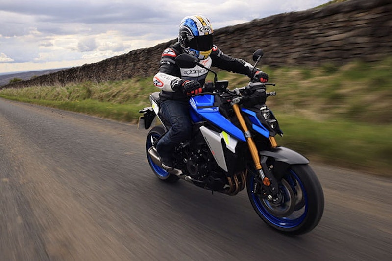 Suzuki GSX-S1000 2021 Review Price Spec_24