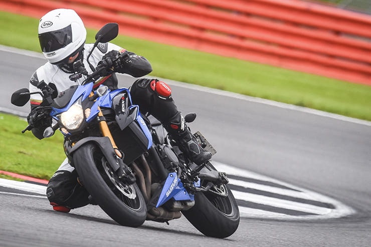 Suzuki GSX-S750 track