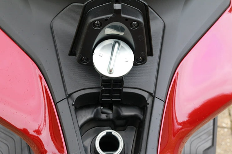 2021 Honda PCX125 Scooter review details price spec_070