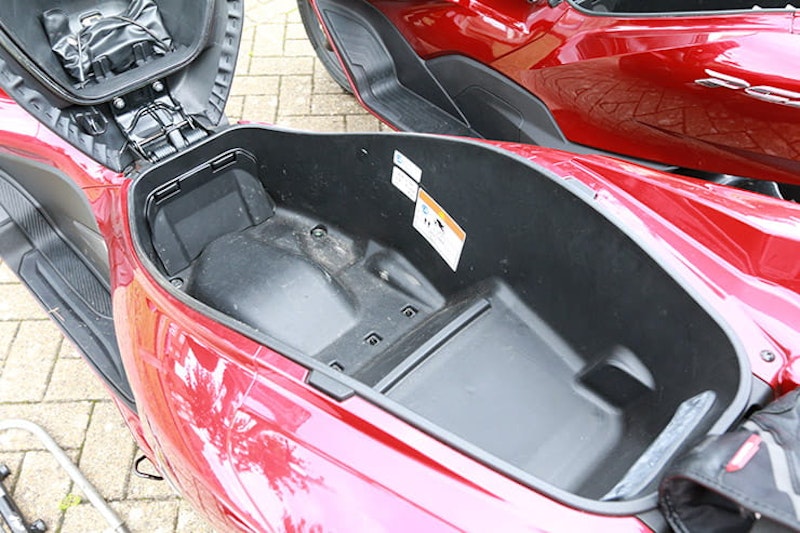 2021 Honda PCX125 Scooter review details price spec_053