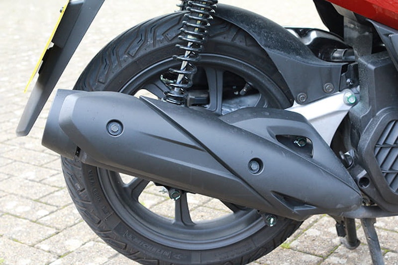 2021 Honda PCX125 Scooter review details price spec_079