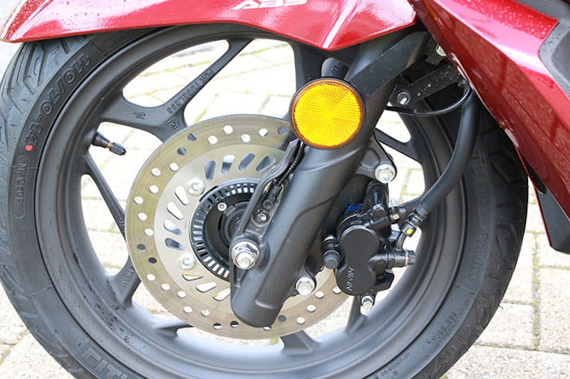 2021 Honda PCX125 Scooter review details price spec_095