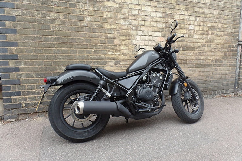 Entry level cruiser with attitude, or CB500 in gothic fancy dress? We review the 2020 Rebel SE to see if it is the best A2 compliant bobber.