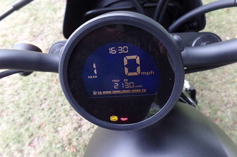 Entry level cruiser with attitude, or CB500 in gothic fancy dress? We review the 2020 Rebel SE to see if it is the best A2 compliant bobber.