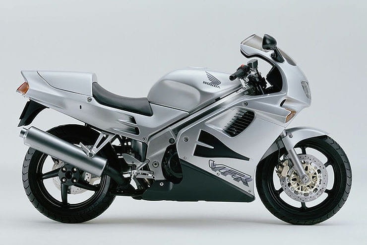 1994 Honda VFR750F Review Used Price Spec_03