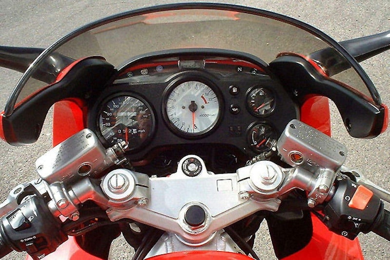 1994 Honda VFR750F Review Used Price Spec_13