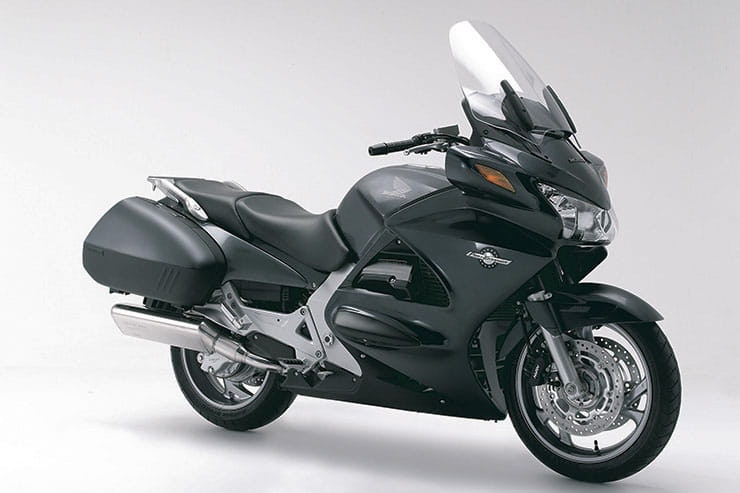 Honda ST1300 Pan European Review Used Price_01