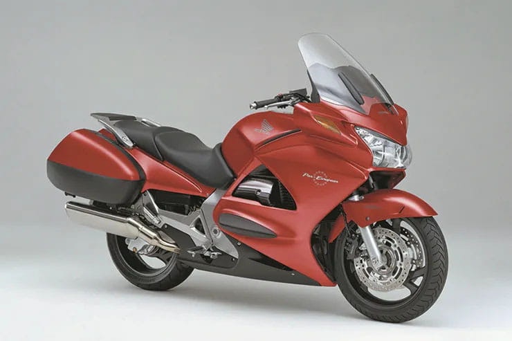 Honda ST1300 Pan European Review Used Price_07