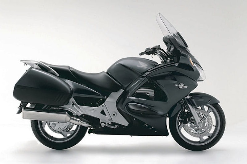 Honda ST1300 Pan European Review Used Price_02