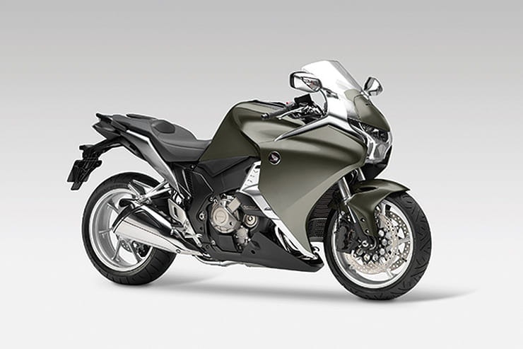 Honda VFR1200F 2010 Review Used Price Spec_30