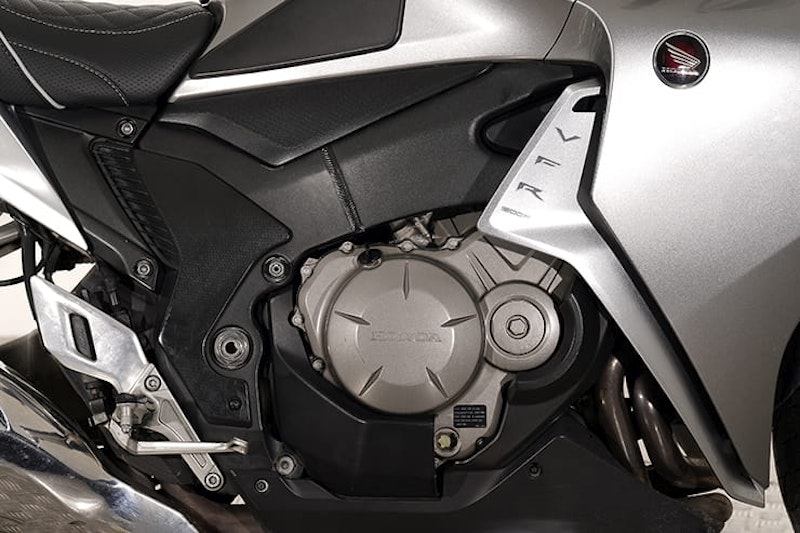 Honda VFR1200F 2010 Review Used Price Spec_07