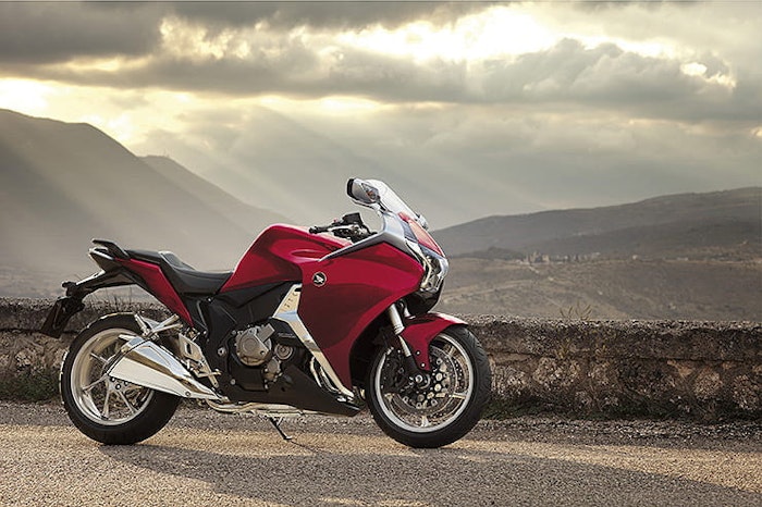 Honda VFR1200F 2010 Review Used Price Spec_33