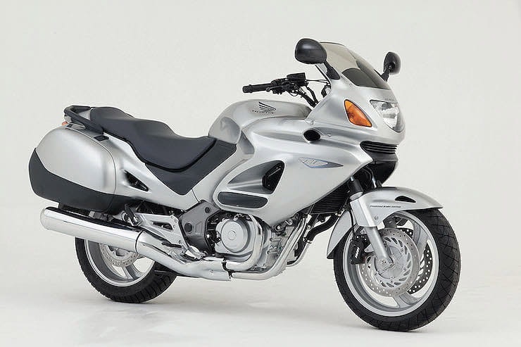The pros, cons, specifications and more of Honda’s middleweight touring bike - Deauville 650 – what to pay and what to look out for.