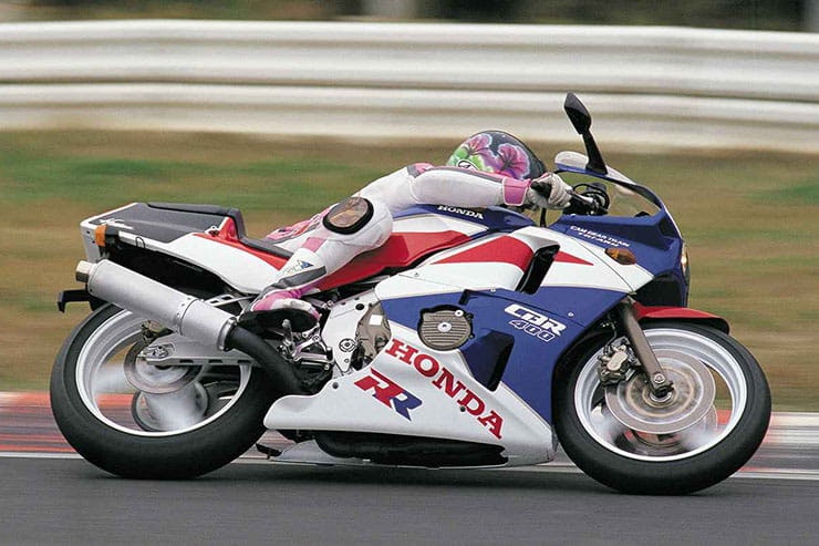 1986 Honda CBR400RR Review Used Price Spec_04
