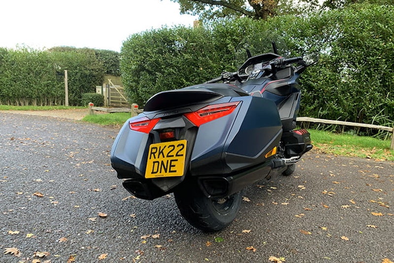2022 Honda GL1800 Gold Wing Review Price Spec_02