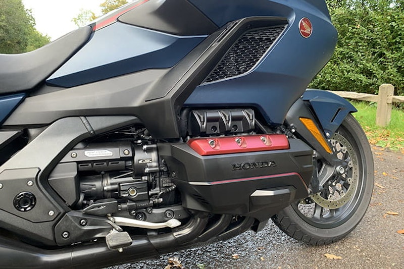 2022 Honda GL1800 Gold Wing Review Price Spec_19